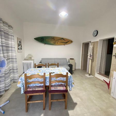 La Torretta Del Surfista Vila Taranto Exterior foto