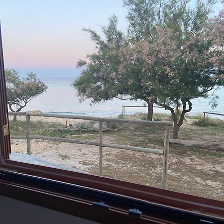 La Torretta Del Surfista Vila Taranto Exterior foto
